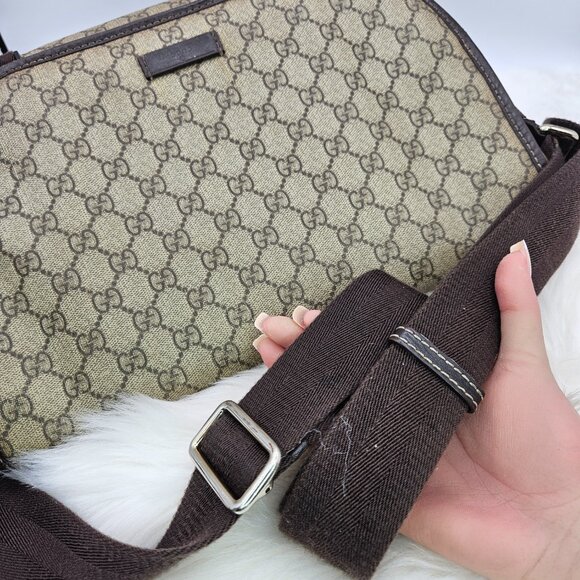 Gucci GM Messenger Bag - Picture 11 of 17